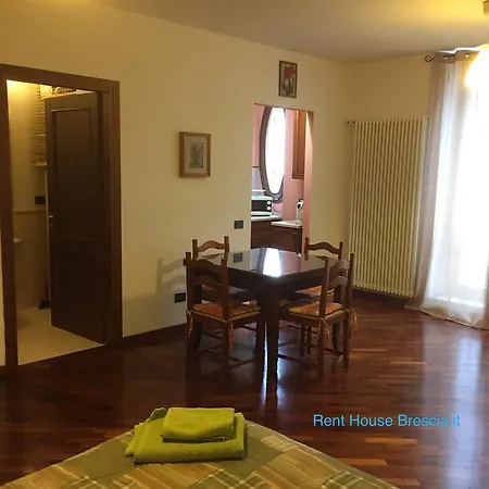 شقة Ampio Monolocale بريشا