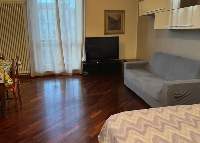 Ampio Monolocale * Brescia
